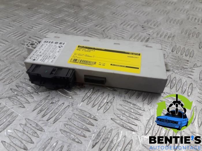 Używane Modul Comfort BMW 3 serie (E90) 320i 16V Cena € 50,00 Procedura marży oferowane przez Bentie's autodemontage