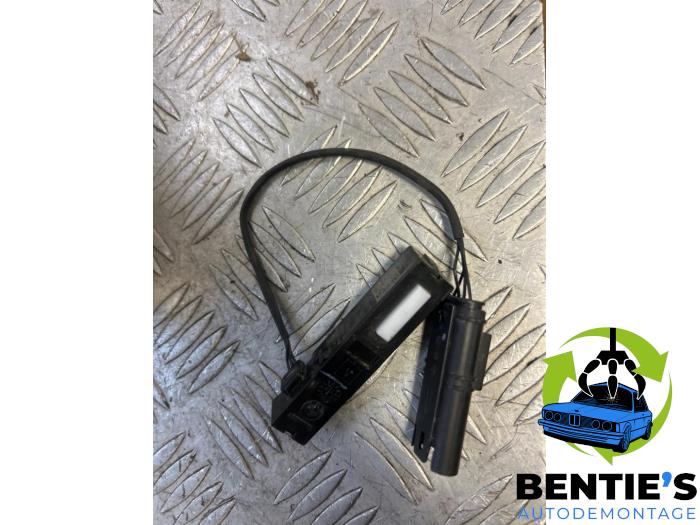Begagnade Sensor (övriga) BMW 3 serie (G20) 330e 2.0 TwinPower Turbo 16V Pris € 60,50 Inklusive moms erbjuds av Bentie's autodemontage