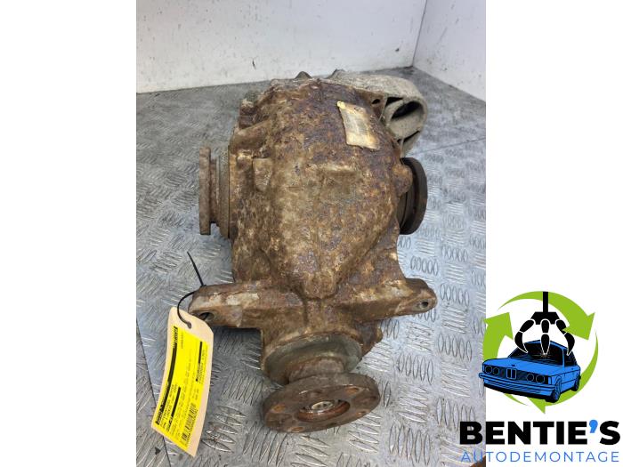 Gebrauchte Differential hinten BMW 1 serie (E88) 125i 24V Preis € 400,00 Margenregelung angeboten von Bentie's autodemontage