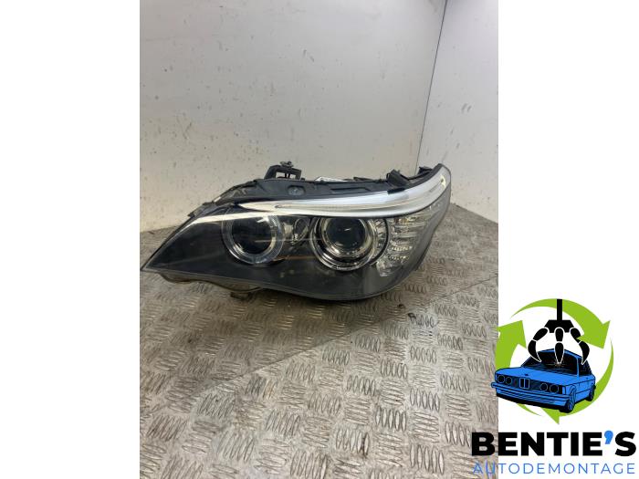 Gebrauchte Scheinwerfer links BMW 5 serie (E60) 523i 24V Preis € 350,00 Margenregelung angeboten von Bentie's autodemontage