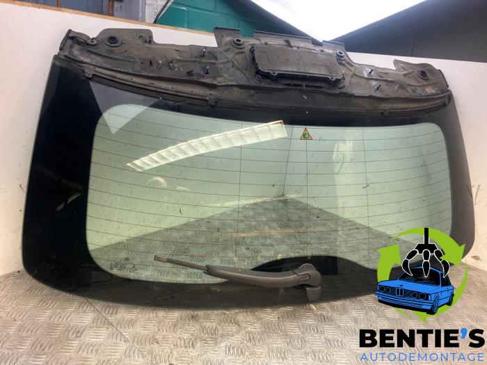 Usados Ventanilla detrás BMW 3 serie Touring (F31) 320d 2.0 16V EfficientDynamicsEdition Precio € 75,00 Norma de margen ofrecido por Bentie's autodemontage