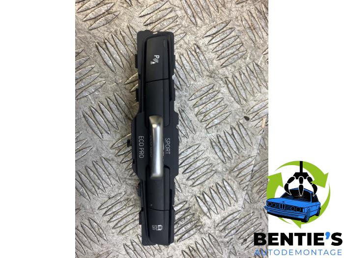 Używane Przelacznik BMW 2 serie Active Tourer (F45) 218d 2.0 TwinPower Turbo 16V Cena € 20,00 Procedura marży oferowane przez Bentie's autodemontage