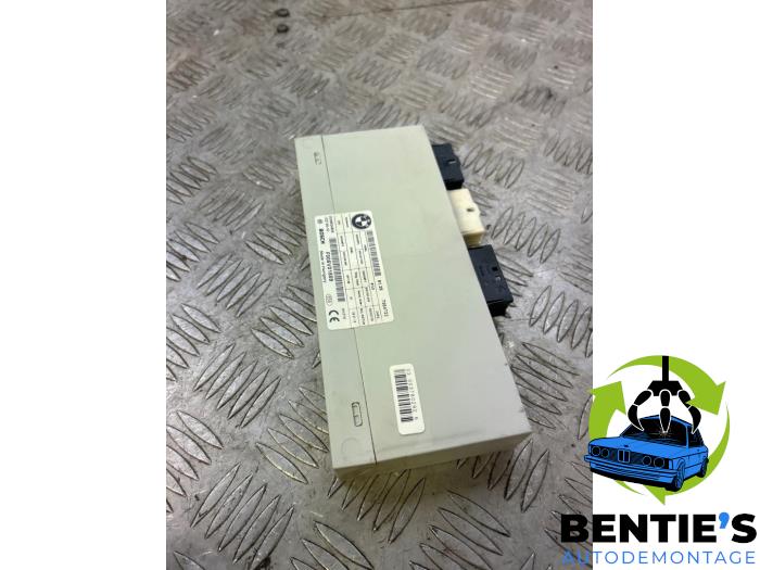 Używane Modul silnika tylnej klapy BMW 3 serie Touring (F31) 320d 2.0 16V EfficientDynamicsEdition Cena € 50,00 Procedura marży oferowane przez Bentie's autodemontage
