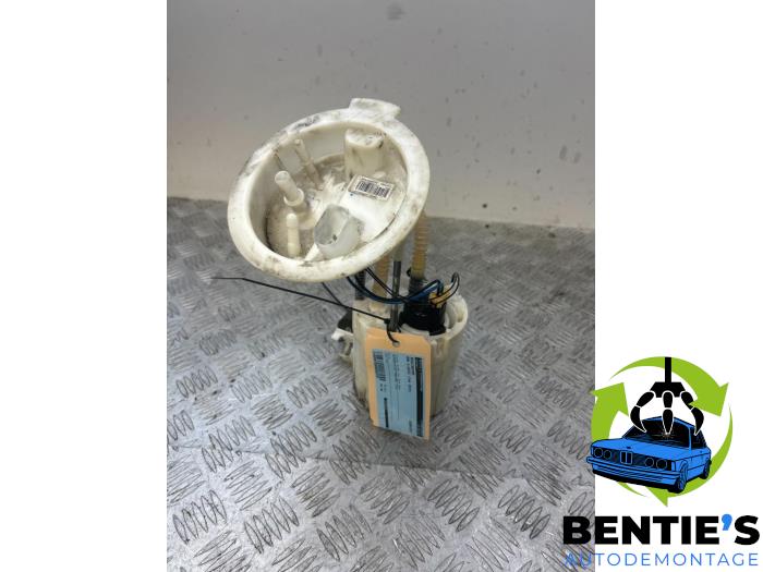 Used Petrol pump BMW 3 serie (F30) 318d 2.0 16V Price € 50,00 Margin scheme offered by Bentie's autodemontage