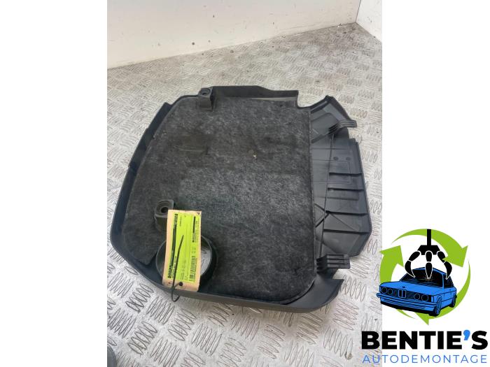 Abdeckblech Motor van een BMW 3 serie (F30) 318d 2.0 16V 2012