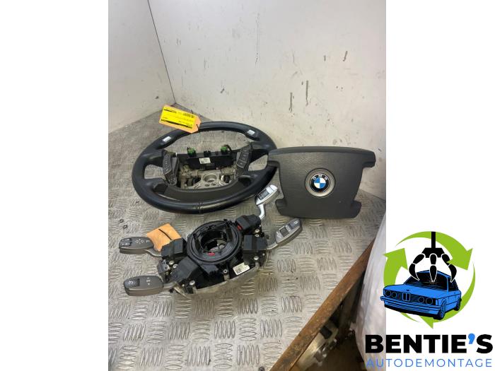 Begagnade Ratt BMW 7 serie (E65/E66/E67) 745i,Li 4.4 V8 32V Pris € 300,00 Marginaltabell erbjuds av Bentie's autodemontage