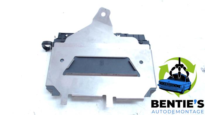 Begagnade Sätesdator BMW 7 serie (E65/E66/E67) 745i,Li 4.4 V8 32V Pris € 50,00 Marginaltabell erbjuds av Bentie's autodemontage
