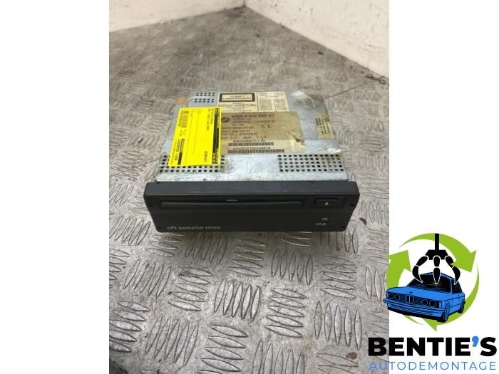 Usagé Module navigation BMW 7 serie (E65/E66/E67) 750i,Li 4.8 32V Prix € 175,00 Règlement à la marge proposé par Bentie's autodemontage