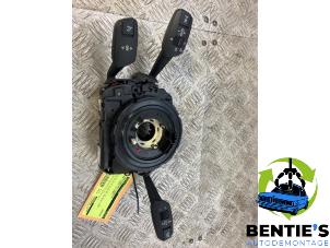 Begagnade Spak, rattstång BMW 1 serie (E87/87N) 120d 16V Pris € 100,00 Marginaltabell erbjuds av Bentie's autodemontage