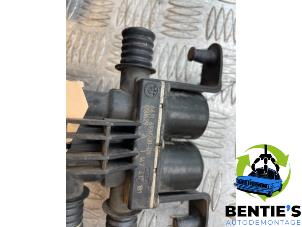 Extra vattenpump från en BMW 6 serie (E63) 630i 24V 2006