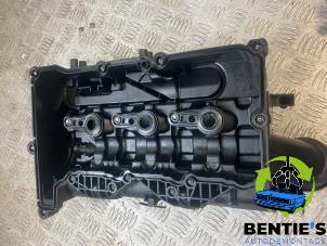 Ventildeckel van een BMW 1 serie (F20) 116d 1.5 12V TwinPower 2016