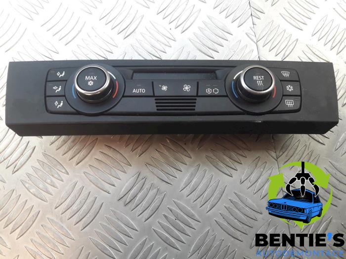 Używane Panel climatronic BMW 3 serie (E90) 318d 16V Cena € 50,00 Procedura marży oferowane przez Bentie's autodemontage