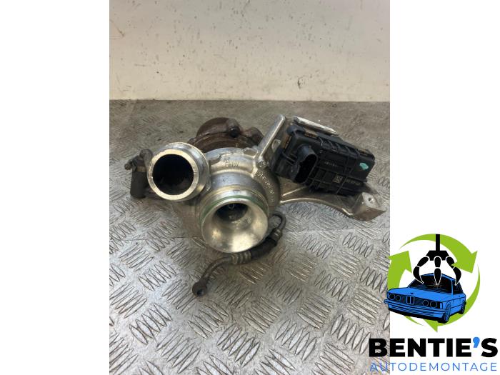 Begagnade Turbo BMW 1 serie (E88) 118d 16V Pris € 250,00 Marginaltabell erbjuds av Bentie's autodemontage
