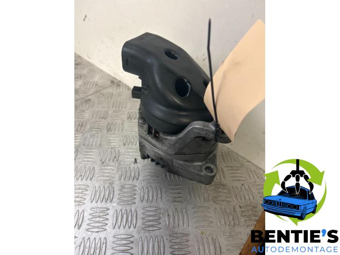 Used Dynamo BMW 1 serie (F20) 116i 1.6 16V Price € 75,00 Margin scheme offered by Bentie's autodemontage