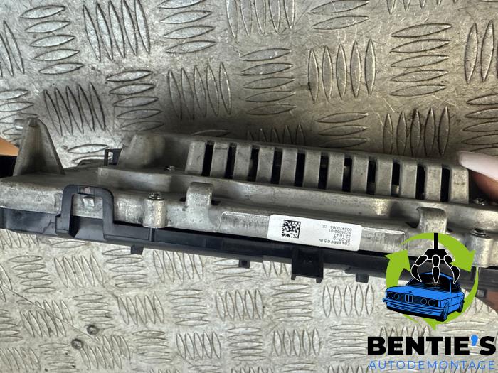 Navigation Display van een BMW X1 (E84) sDrive 18i 2.0 16V 2010