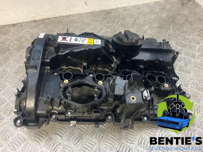 Usagé Couvercle soupapes BMW 1 serie (F40) 120i 2.0 TwinPower 16V Prix € 120,00 Règlement à la marge proposé par Bentie's autodemontage