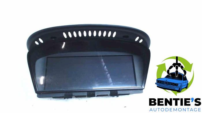 Used On-board computer BMW 5 serie (E60) 530d 24V Price € 95,00 Margin scheme offered by Bentie's autodemontage