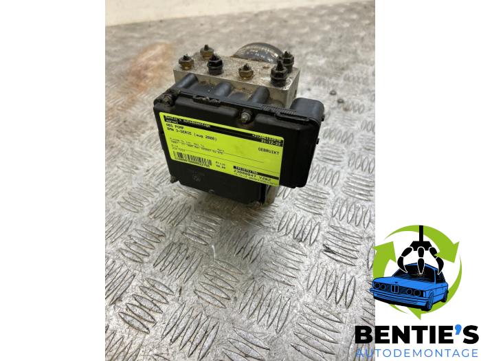 Usagé Bloc ABS BMW 3 serie Touring (E46/3) 318i Prix € 50,00 Règlement à la marge proposé par Bentie's autodemontage