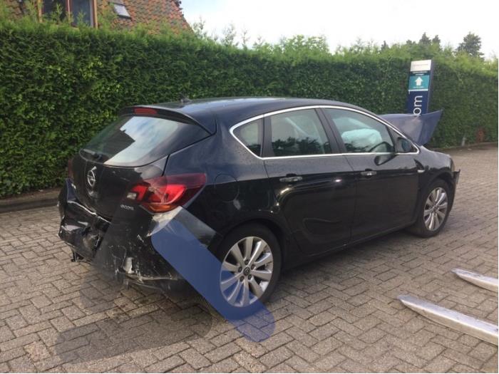 Gebrauchte Motor Opel Astra J (PC6/PD6/PE6/PF6) 1.7 CDTi 16V 110 Preis auf Anfrage angeboten von Autonet Test (Alexander)