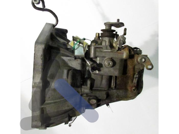 Getriebe van een Renault Scénic II (JM) 1.5 dCi 105 2008
