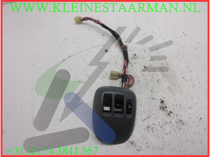 Usados Rodillo tensor correa múltiple Opel Corsa B (73/78/79) 1.6i 16V Sport,GSi Precio de solicitud ofrecido por Autonet Test (Alexander)