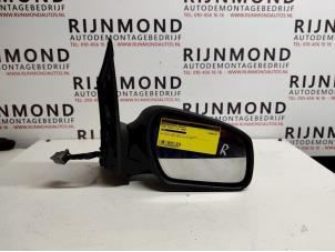 Used Wing mirror, right Ford Focus 2 Wagon 1.4 16V Price € 25,00 Margin scheme offered by Autodemontage Rijnmond BV