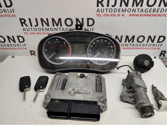 Used Ignition lock + computer Skoda Fabia II Combi 1.4 TDI 80 Price € 175,00 Margin scheme offered by Autodemontage Rijnmond BV