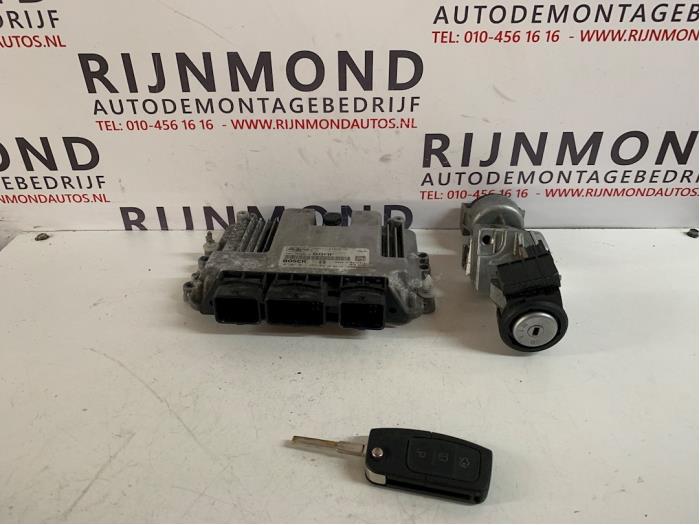 Used Ignition lock + computer Ford Focus 2 1.6 TDCi 16V 110 Price € 175,00 Margin scheme offered by Autodemontage Rijnmond BV