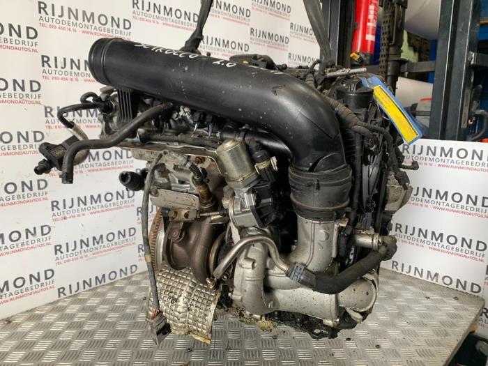 Engine from a Volkswagen Scirocco (137/13AD) 2.0 TSI 16V 2015