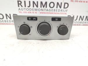 Used Heater control panel Opel Astra H (L48) 1.6 16V Price € 30,00 Margin scheme offered by Autodemontage Rijnmond BV