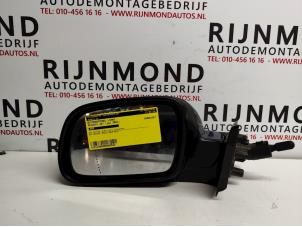 Gebrauchte Außenspiegel links Peugeot 307 (3A/C/D) 1.4 Preis € 20,00 Margenregelung angeboten von Autodemontage Rijnmond BV