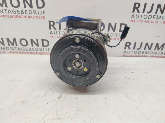 Usagé Pompe clim Volvo S60 I (RS/HV) 2.4 20V 140 Prix € 54,99 Règlement à la marge proposé par Autodemontage Rijnmond BV