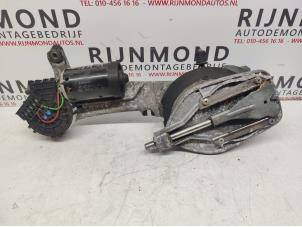 Used Wiper motor + mechanism Mercedes CLK (W208) 2.0 200 16V Price on request offered by Autodemontage Rijnmond BV