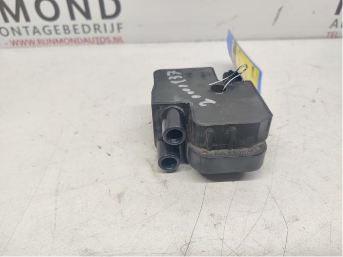 Usagé Bobine Mercedes B (W245) 1.7 B-170 16V Prix sur demande proposé par Autodemontage Rijnmond BV