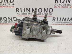 Used Mechanical fuel pump Opel Signum (F48) 3.0 CDTI V6 24V Price on request offered by Autodemontage Rijnmond BV