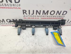 Used Fuel injector nozzle Hyundai Trajet 2.0 16V Price on request offered by Autodemontage Rijnmond BV