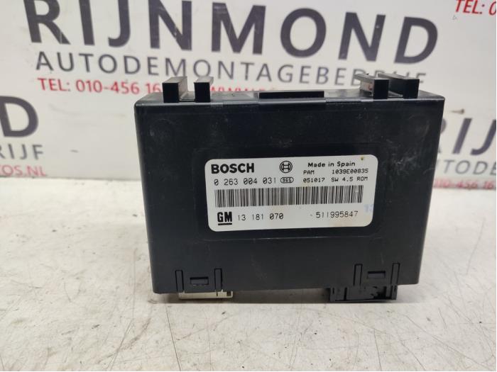 Begagnade PDC-modul Opel Signum (F48) 3.0 CDTI V6 24V Pris € 50,00 Marginaltabell erbjuds av Autodemontage Rijnmond BV