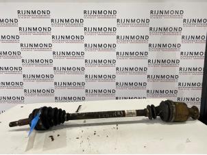 Used Front drive shaft, right Renault Kangoo Express (FW) 1.5 dCi 70 Price on request offered by Autodemontage Rijnmond BV
