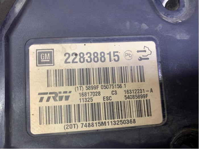 Usados Bomba ABS Opel Insignia 2.0 CDTI 16V 130 Ecotec Precio € 70,00 Norma de margen ofrecido por Autodemontage Rijnmond BV