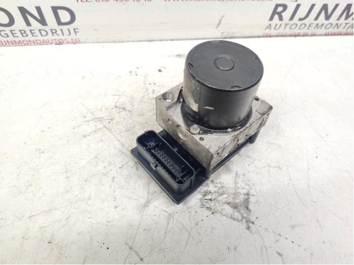 Begagnade ABS-pump Volkswagen Fox (5Z) 1.2 Pris € 20,00 Marginaltabell erbjuds av Autodemontage Rijnmond BV