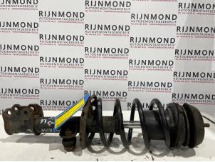 Used Fronts shock absorber, left Opel Meriva Mk.I 1.6 16V Twin Port Price € 40,00 Margin scheme offered by Autodemontage Rijnmond BV