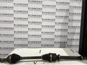Used Front drive shaft, right Renault Megane II (BM/CM) 1.6 16V Price on request offered by Autodemontage Rijnmond BV