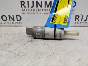 Used Windscreen washer pump Mini Mini (R56) 1.6 16V Cooper Price on request offered by Autodemontage Rijnmond BV