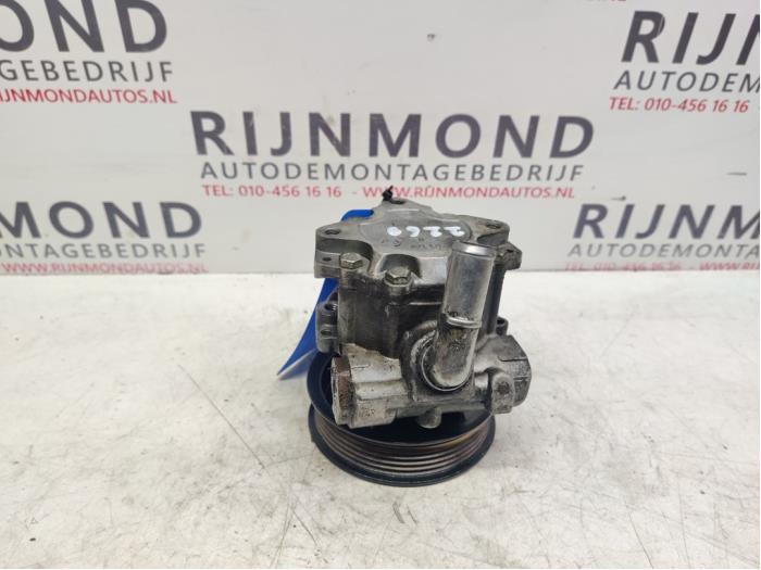 Usagé Pompe de direction Jaguar S-type (X200) Prix € 70,00 Règlement à la marge proposé par Autodemontage Rijnmond BV