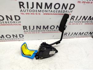 Used Accelerator pedal Jaguar S-type (X200) Price on request offered by Autodemontage Rijnmond BV