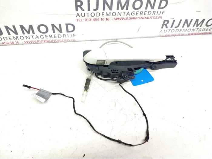 Usados Manilla BMW 1 serie (E87/87N) 118d 16V Precio de solicitud ofrecido por Autodemontage Rijnmond BV