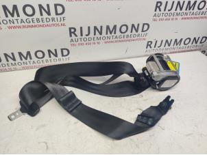 Used Rear seatbelt, right Volvo V40 (MV) 2.0 D3 20V Price € 60,00 Margin scheme offered by Autodemontage Rijnmond BV