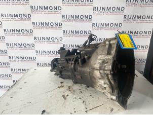 Used Gearbox BMW 5 serie (E39) 520i 24V Price on request offered by Autodemontage Rijnmond BV