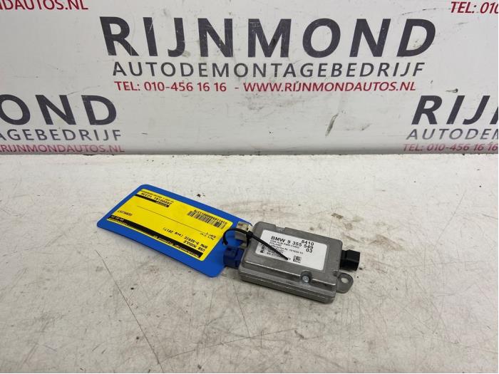 Używane Modul USB BMW 5 serie (G30) 530e iPerformance Cena € 55,00 Procedura marży oferowane przez Autodemontage Rijnmond BV