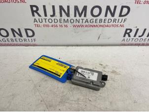 Usados Módulo USB BMW 5 serie (G30) 530e iPerformance Precio € 55,00 Norma de margen ofrecido por Autodemontage Rijnmond BV